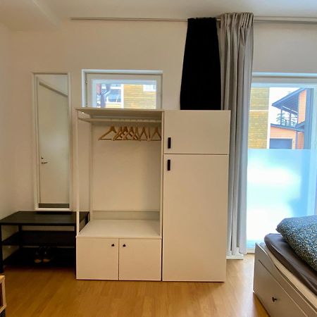 Tranquil Studio Near Nature, Free Parking& Wifi Хельсинки Экстерьер фото